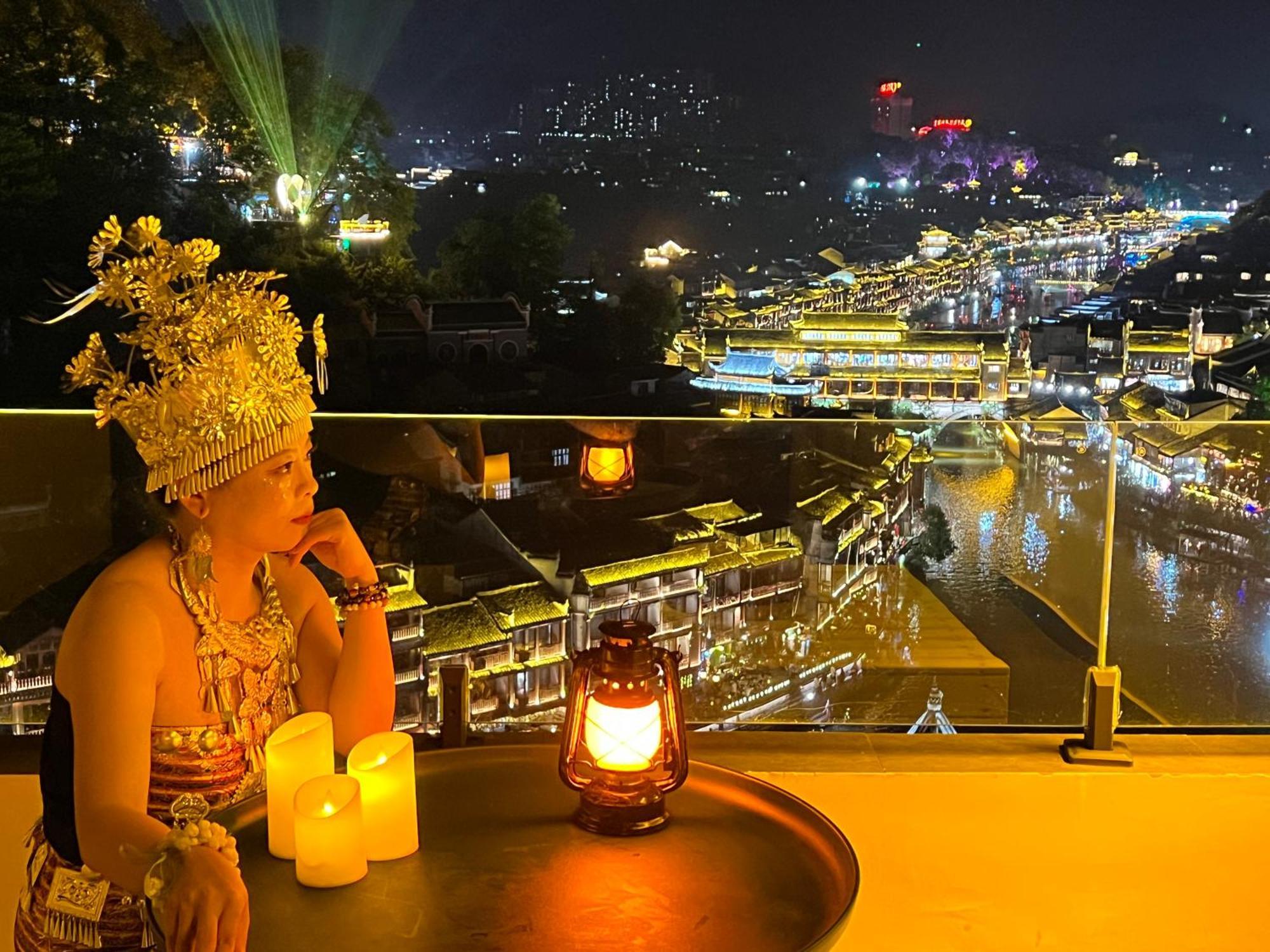 Phoenix Best River View B&B Fenghuang Extérieur photo