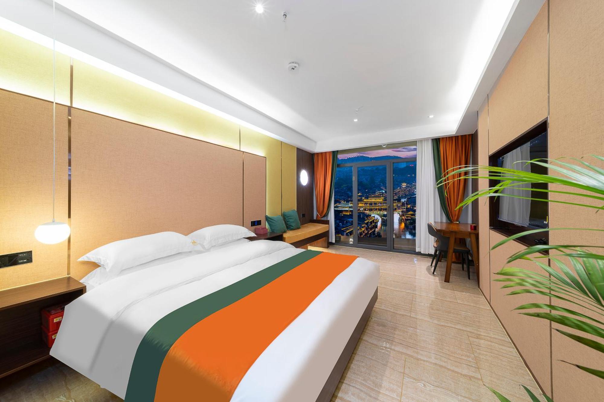 Phoenix Best River View B&B Fenghuang Extérieur photo